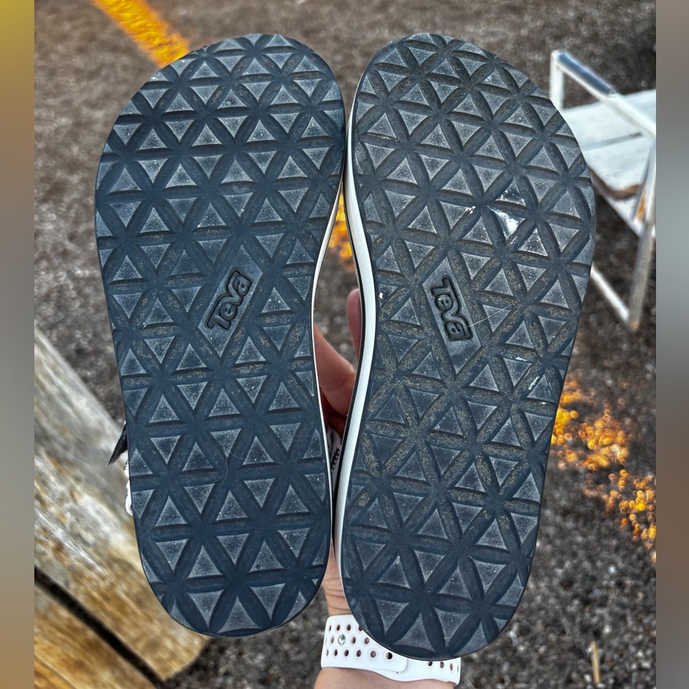 Teva | Platform - image 3